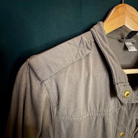 DIVIDED By H&M Utility Jacket Womens Tan Lightweight Utility Army Olive Sz S - Picture 4 of 12